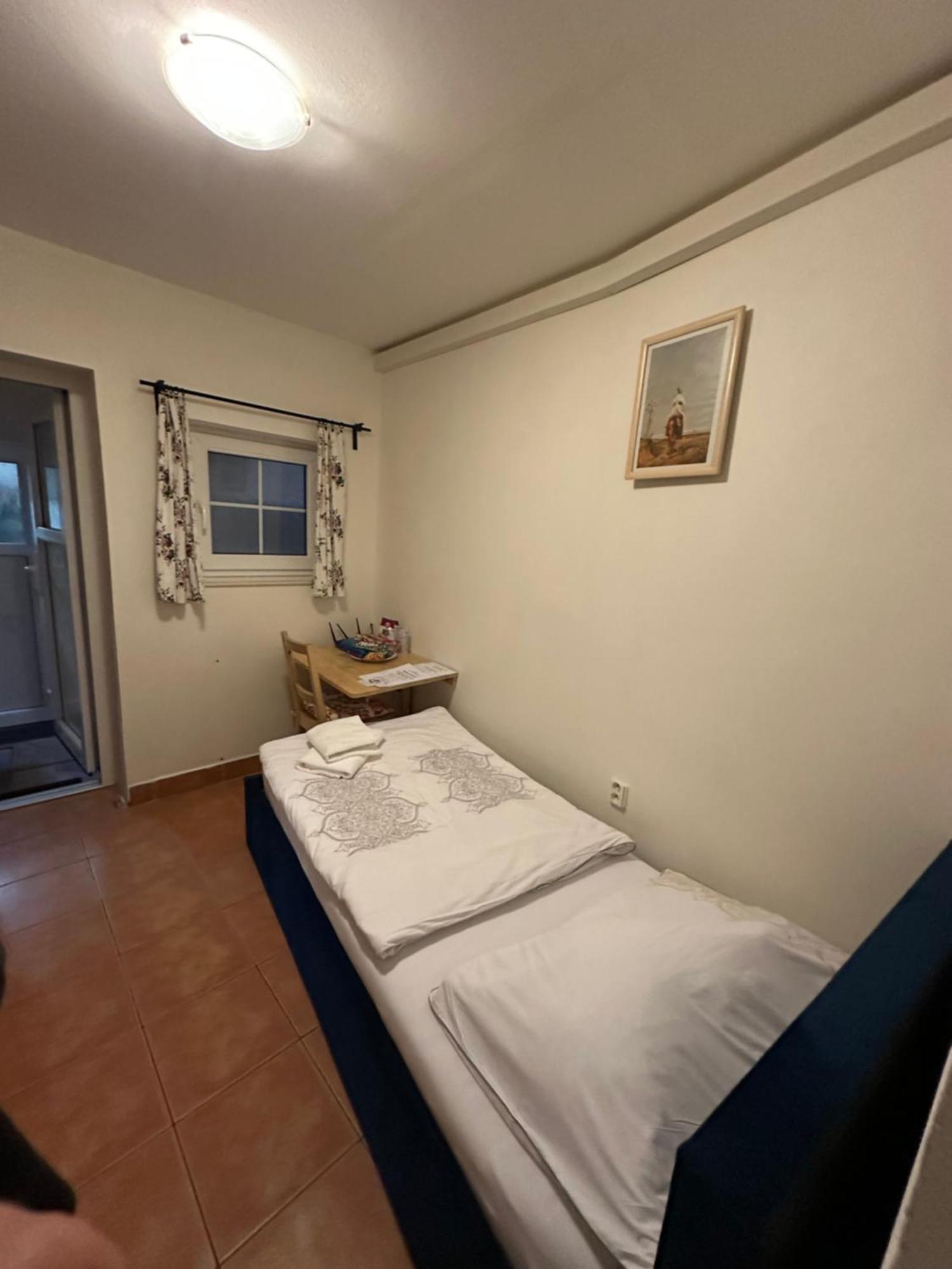 P4D Room Ceske Budejovice Luaran gambar